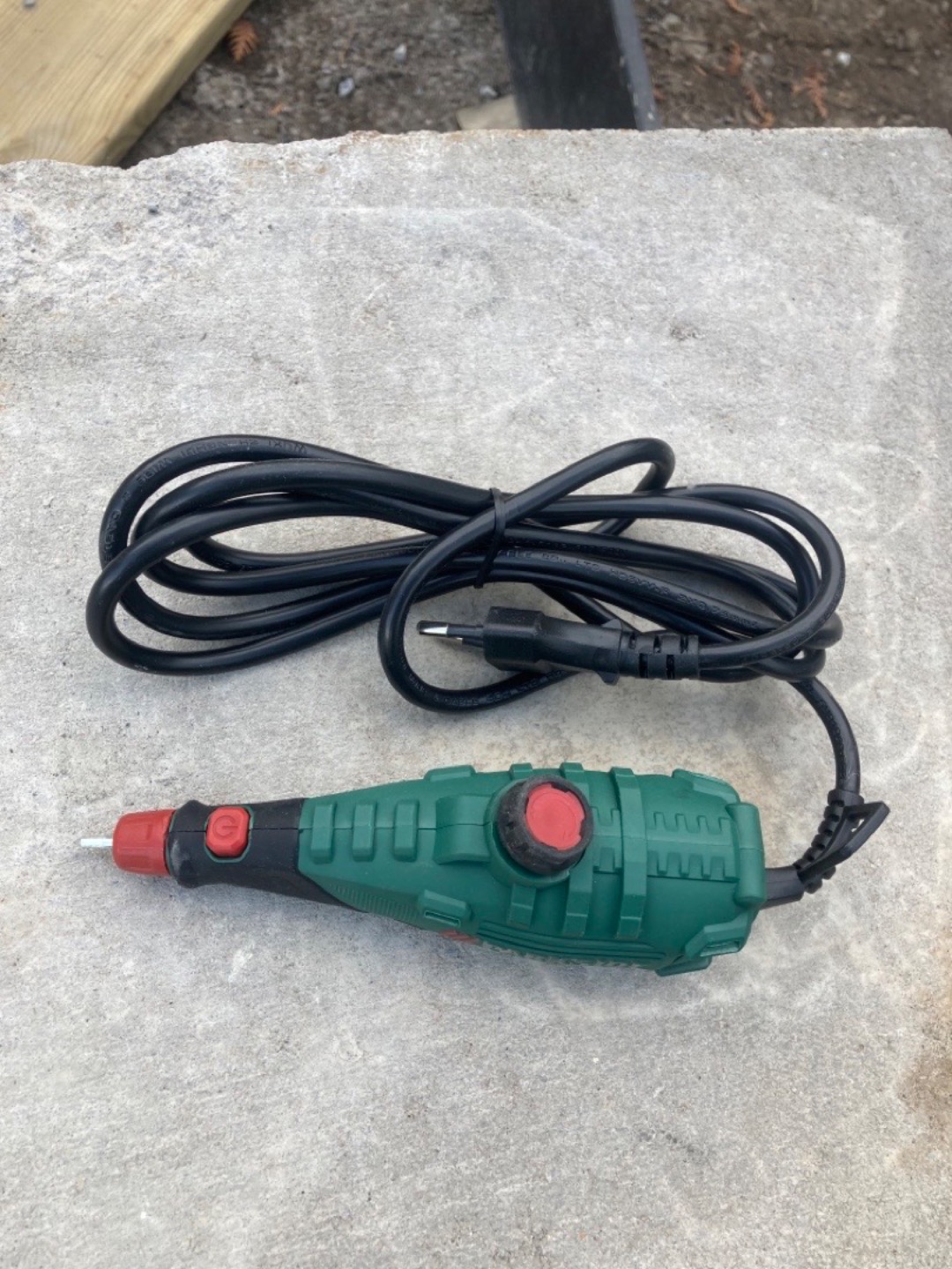 Gravyrmaskin handhållen med mallar