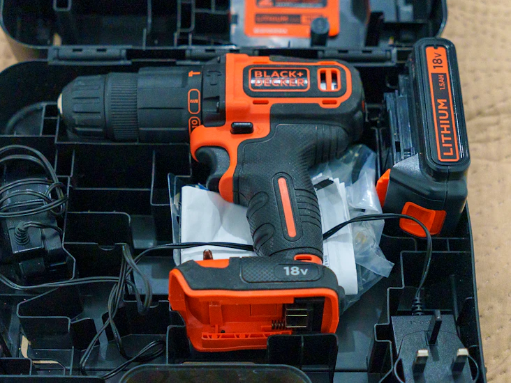 Black and decker 18v cordless hammer drill