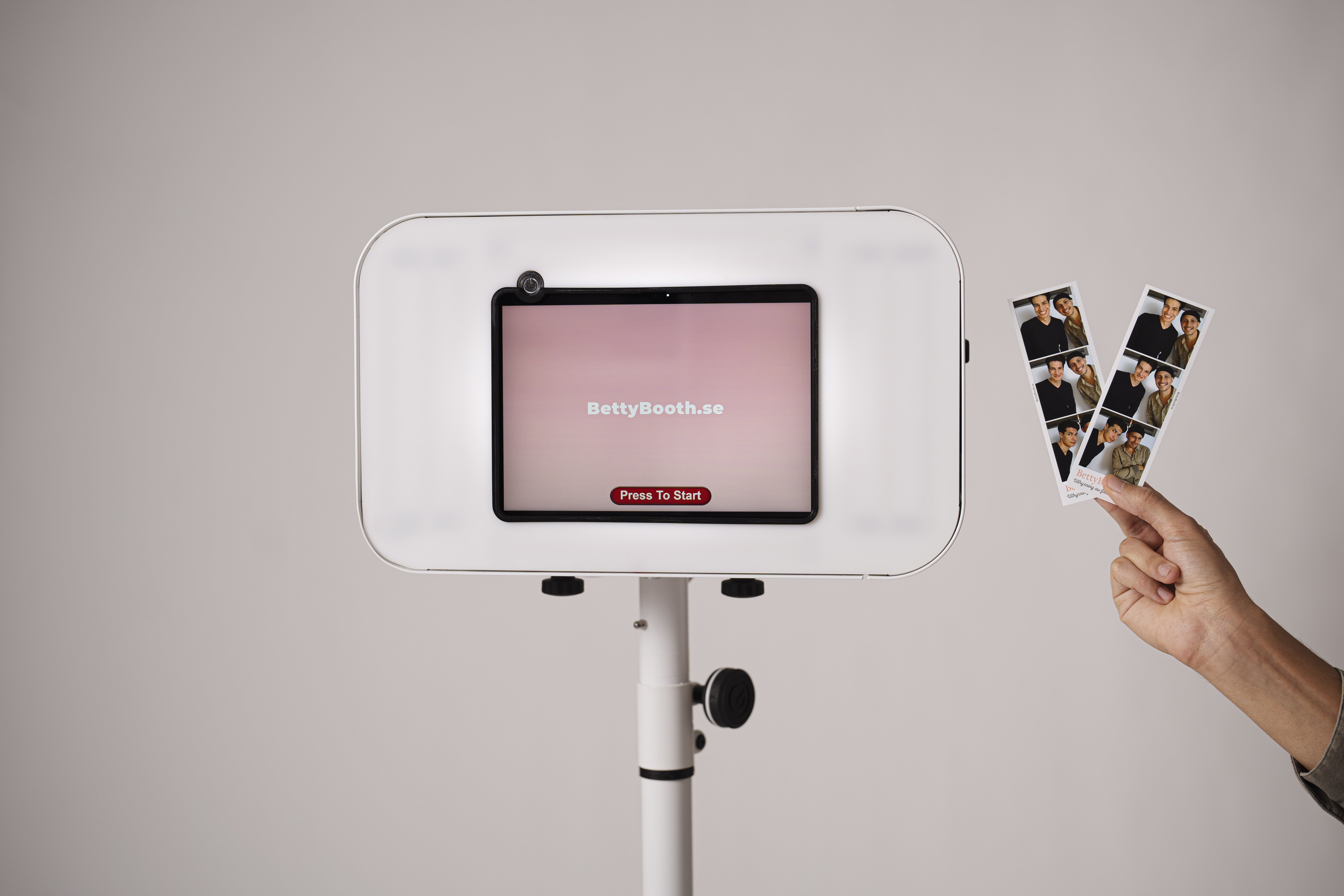 Kraftfull fotobås / photo booth inkl 800 remsor 