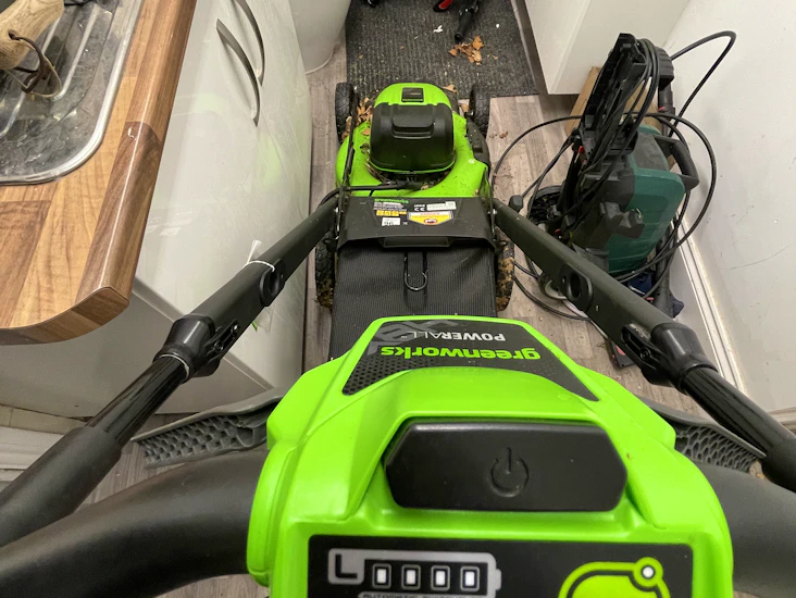 48v (24v x 2) lawn mower 46cm sp gen. ii - 2x 4ah battery