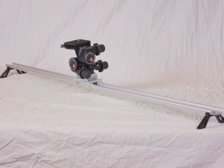 Camera slider med manfrottohuvud