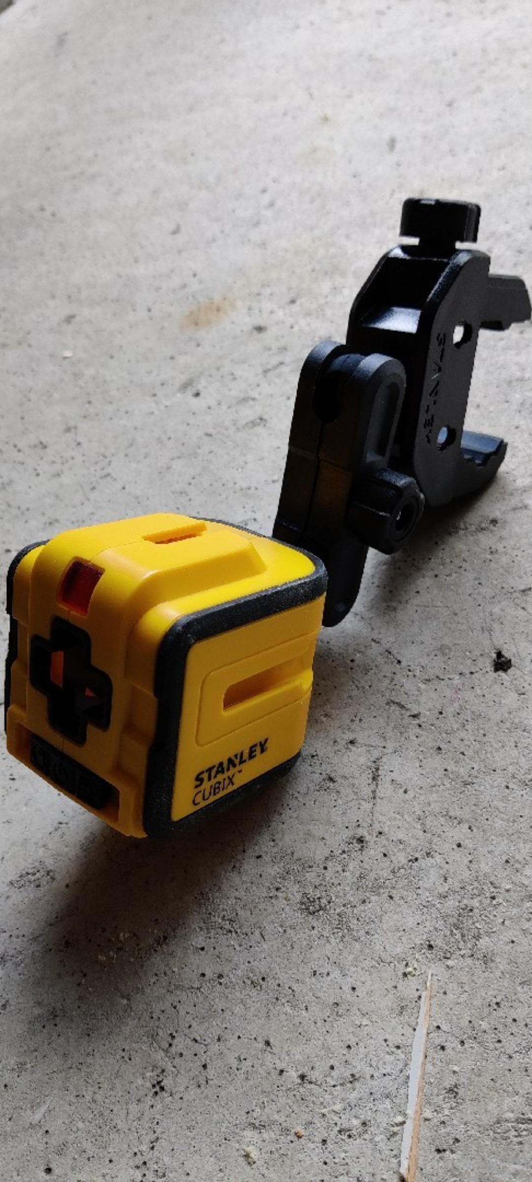 Stanley cubix laser