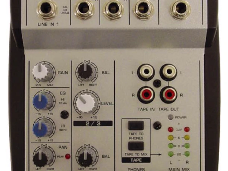 Mixer behringer ub502