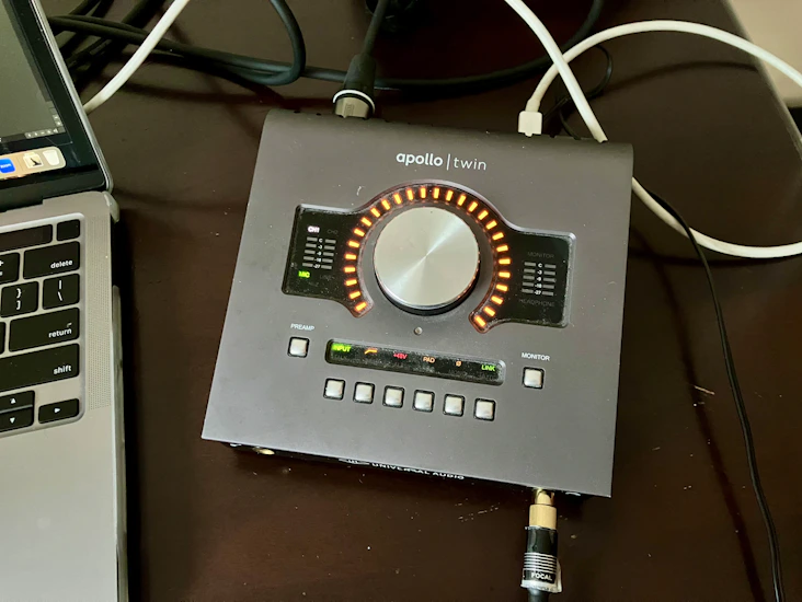Universal audio apollo twin rental nyc | uad audio interface | thunderbolt recording interface | studio preamp