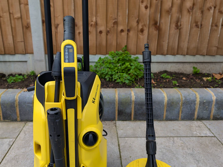 Kärcher k4 pressure washer