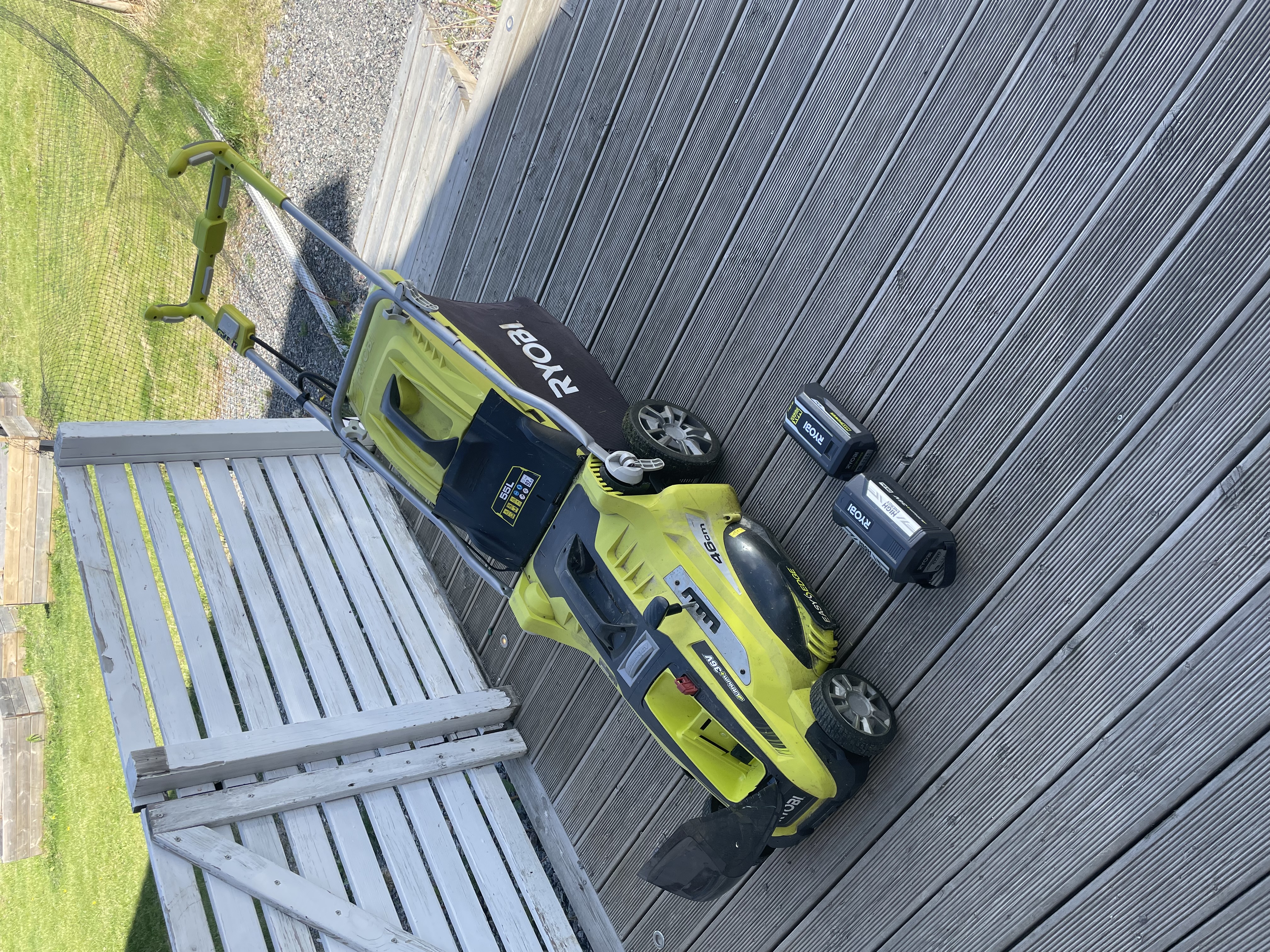 Batteridriven gräsklippare - ryobi 36v (46 cm)