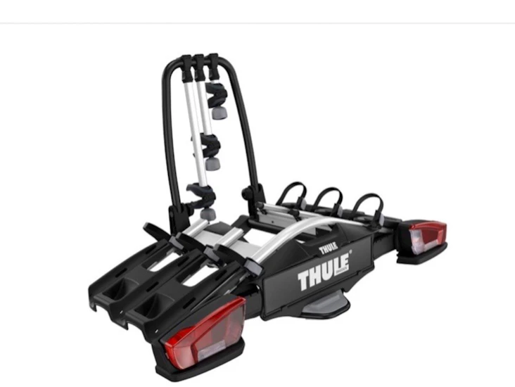 Thule, tre stora cyklar (inkl adapter till en 4e cykel)