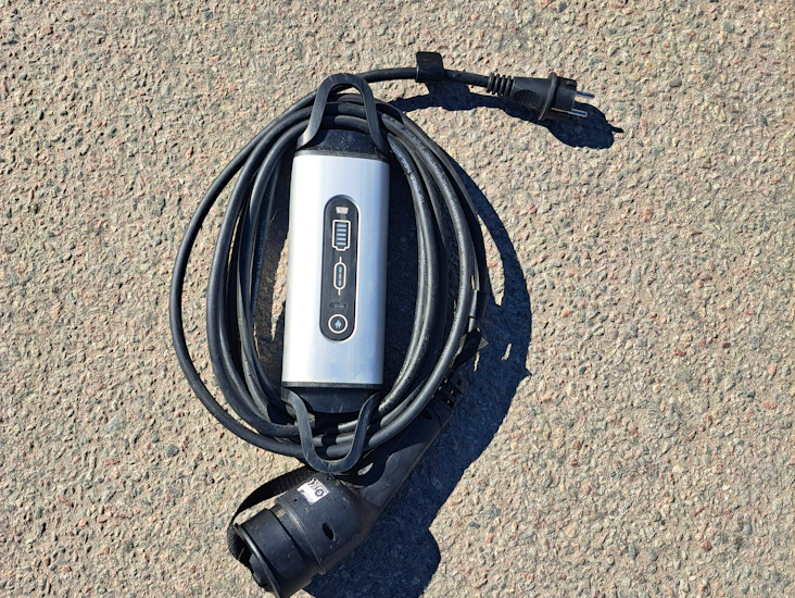 Defa emove laddare elbil