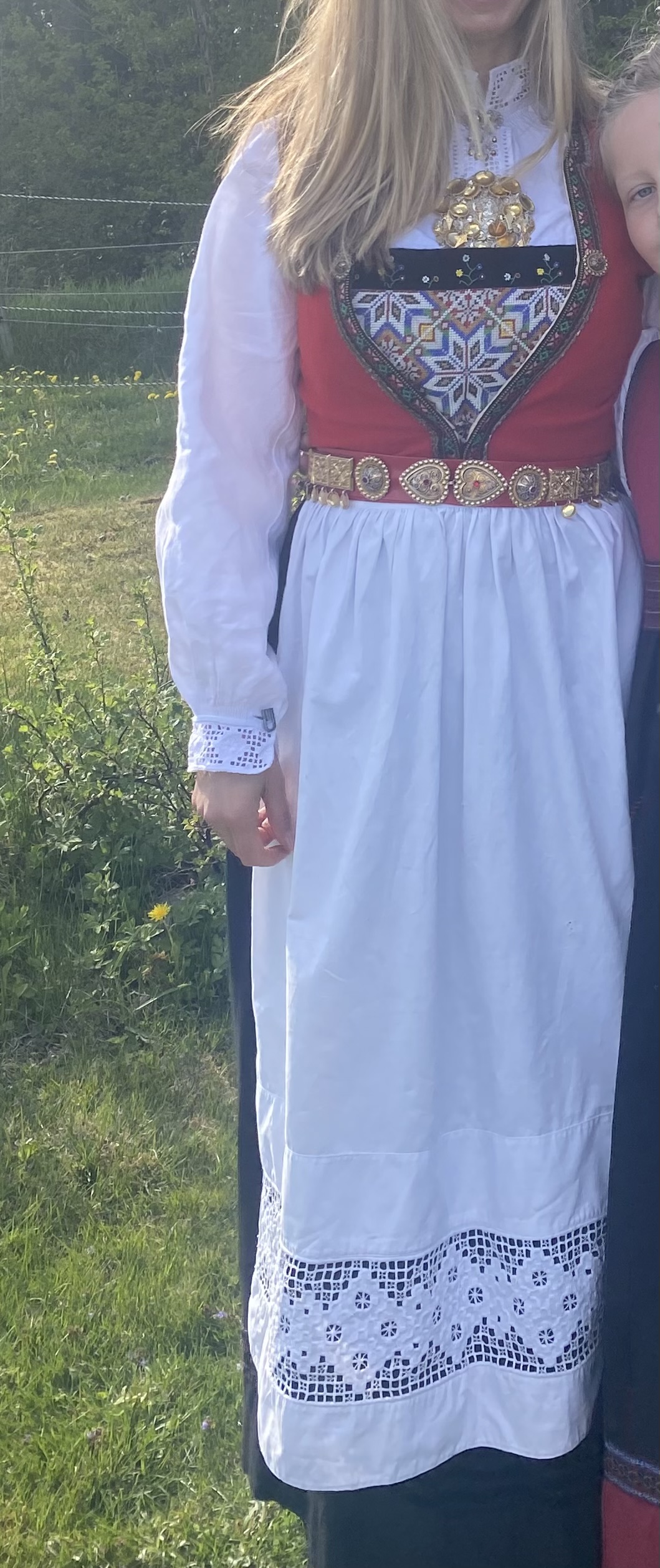 Hardangerbunad str s/m