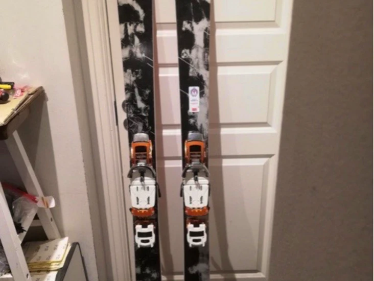 Volkl mantra 177 med ntn freeride