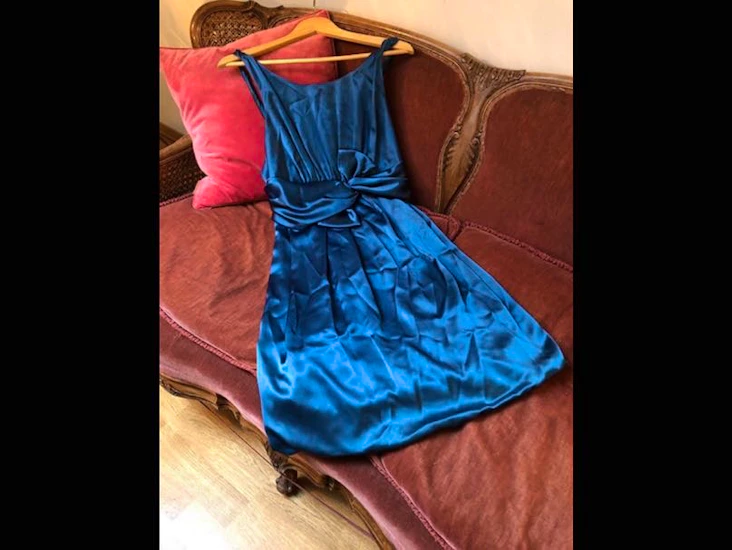 Tealblå selskapskjole - str l - 40