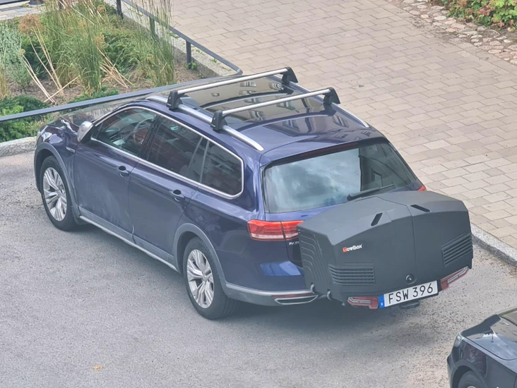 Towbox v3 lastbox, för att lasta på dragkrok