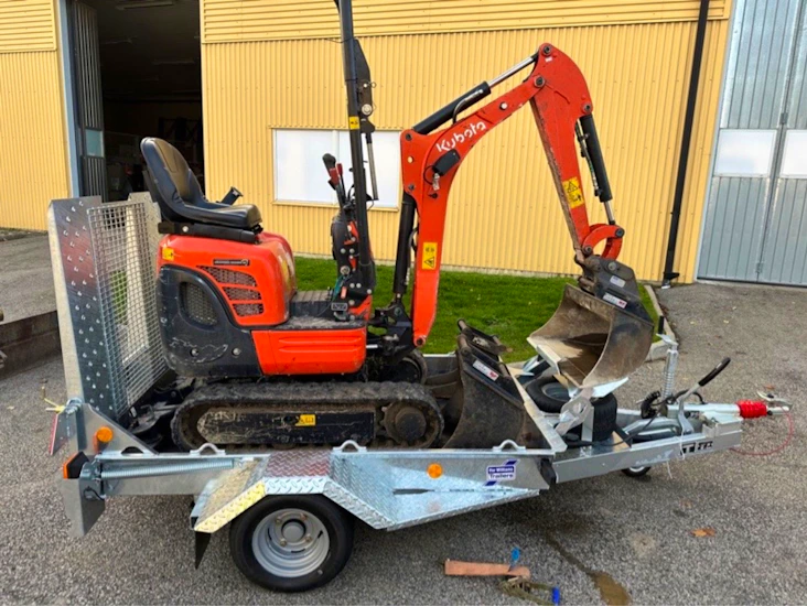 Kubota k008-3 årsmodell -21