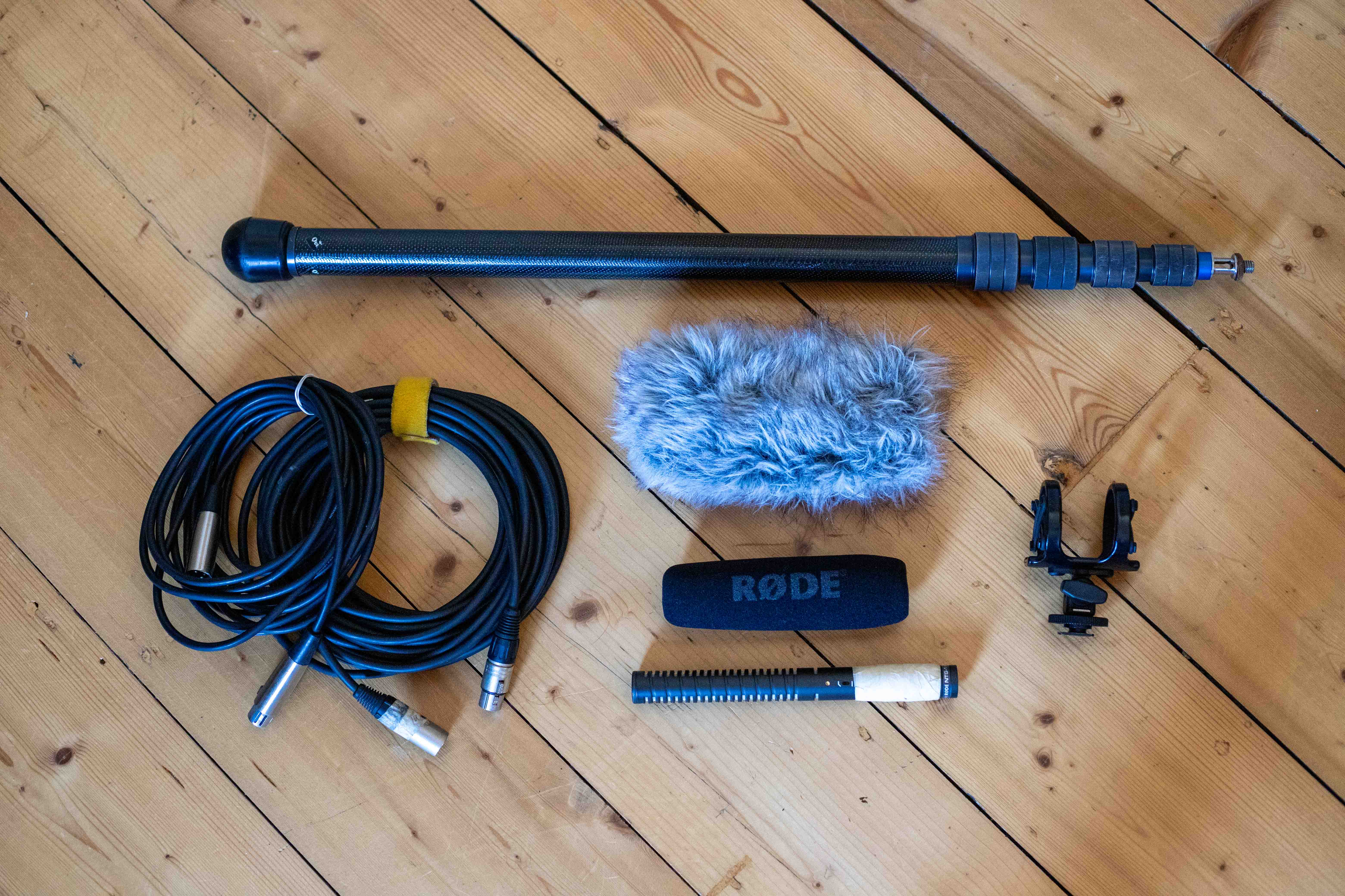 Røde ntg-1 shotgun mic & boom pole kit
