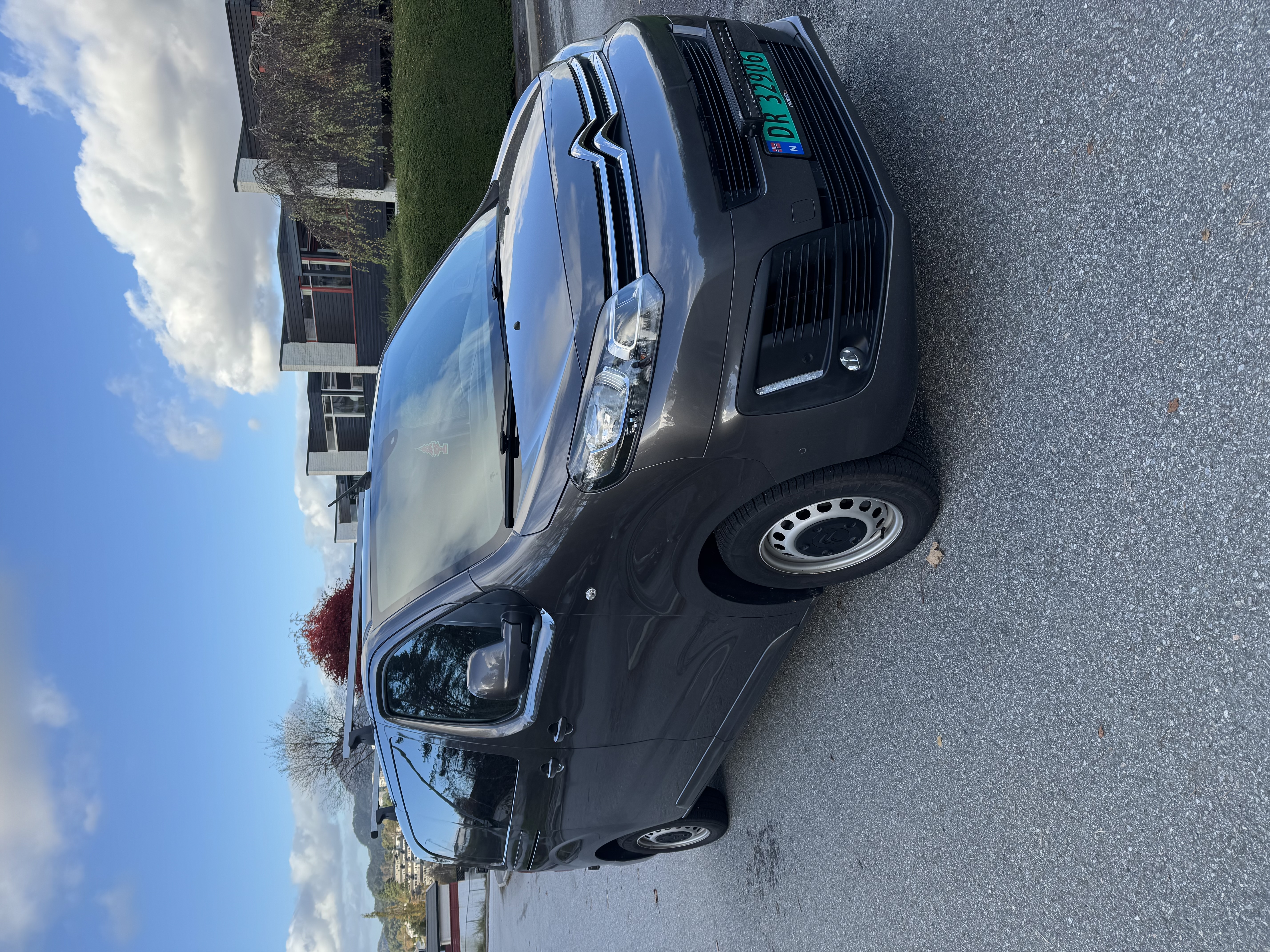 Utleie av citroen jumpy varebil 2.0 (l2)