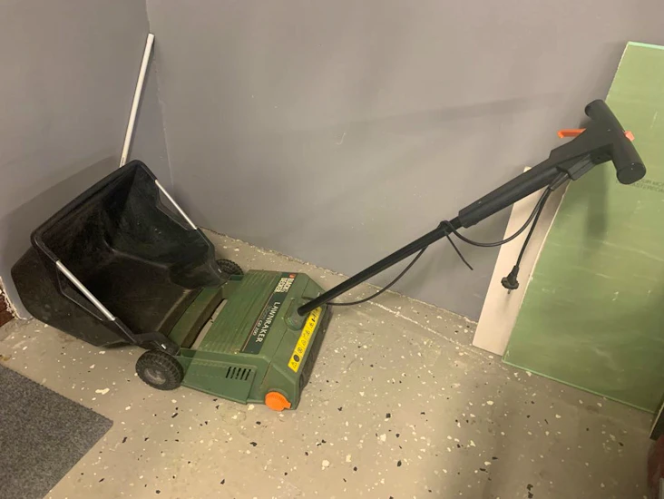 Vertikalskärare/mossrivare