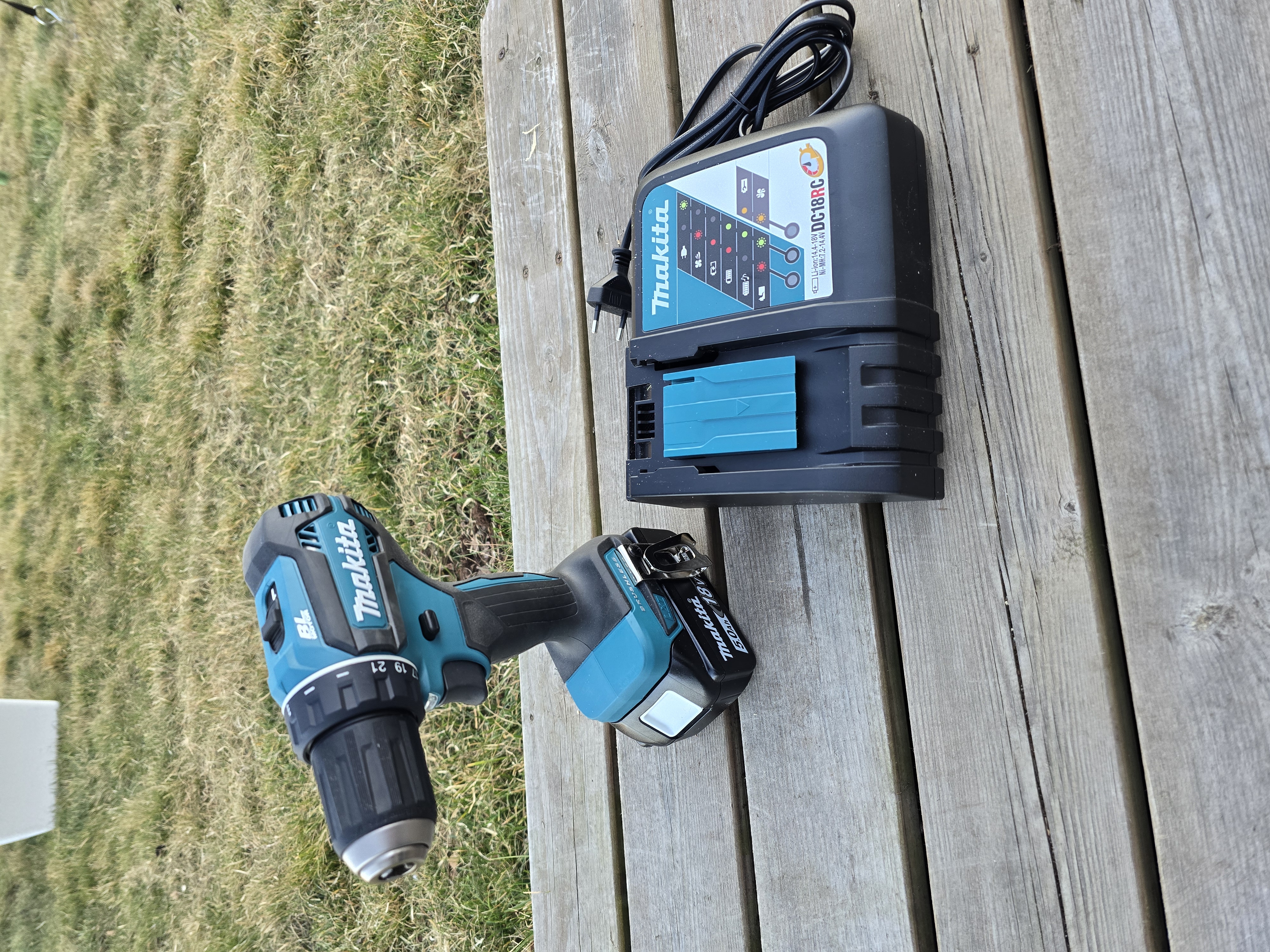 Borrskruvdragare makita 