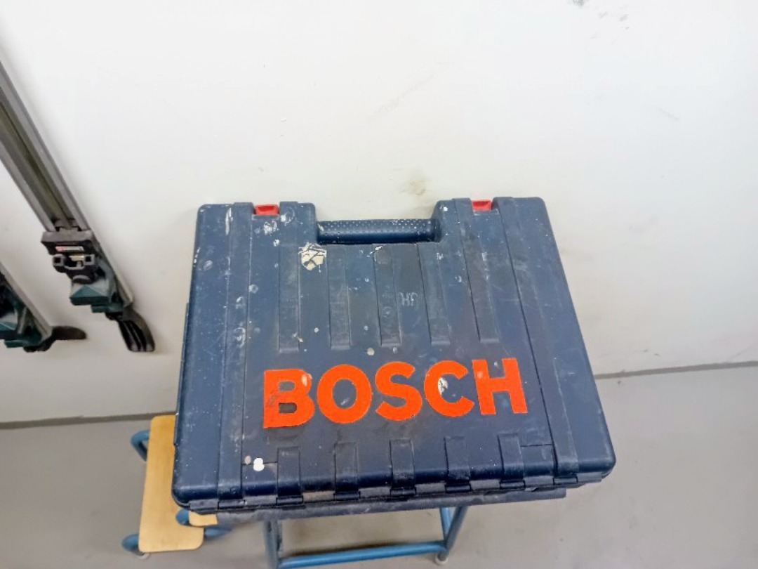 Bosch slagborr med bilningsfunktion