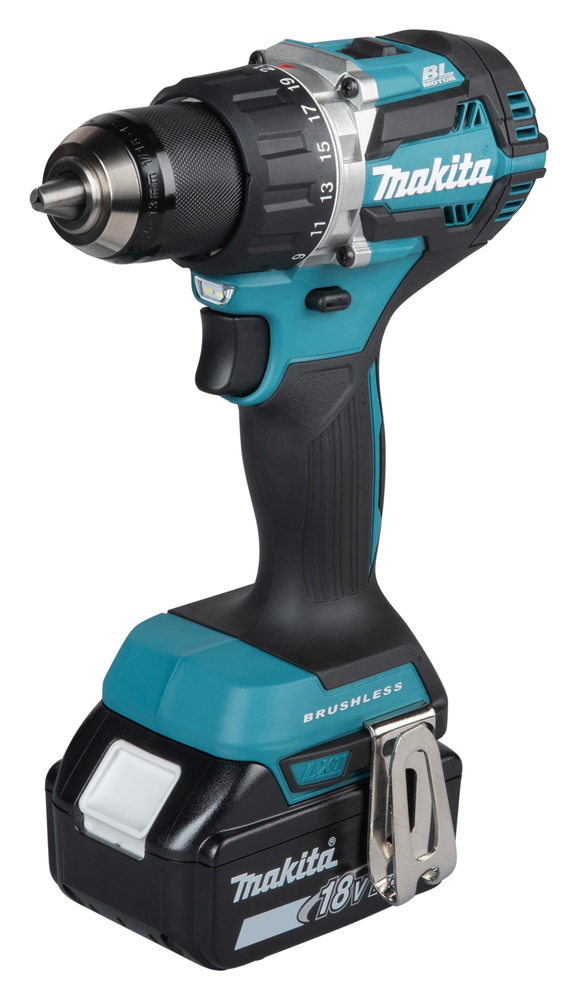 Makita drill/skrutrekker 18v — 2 batterier ved døgnleie