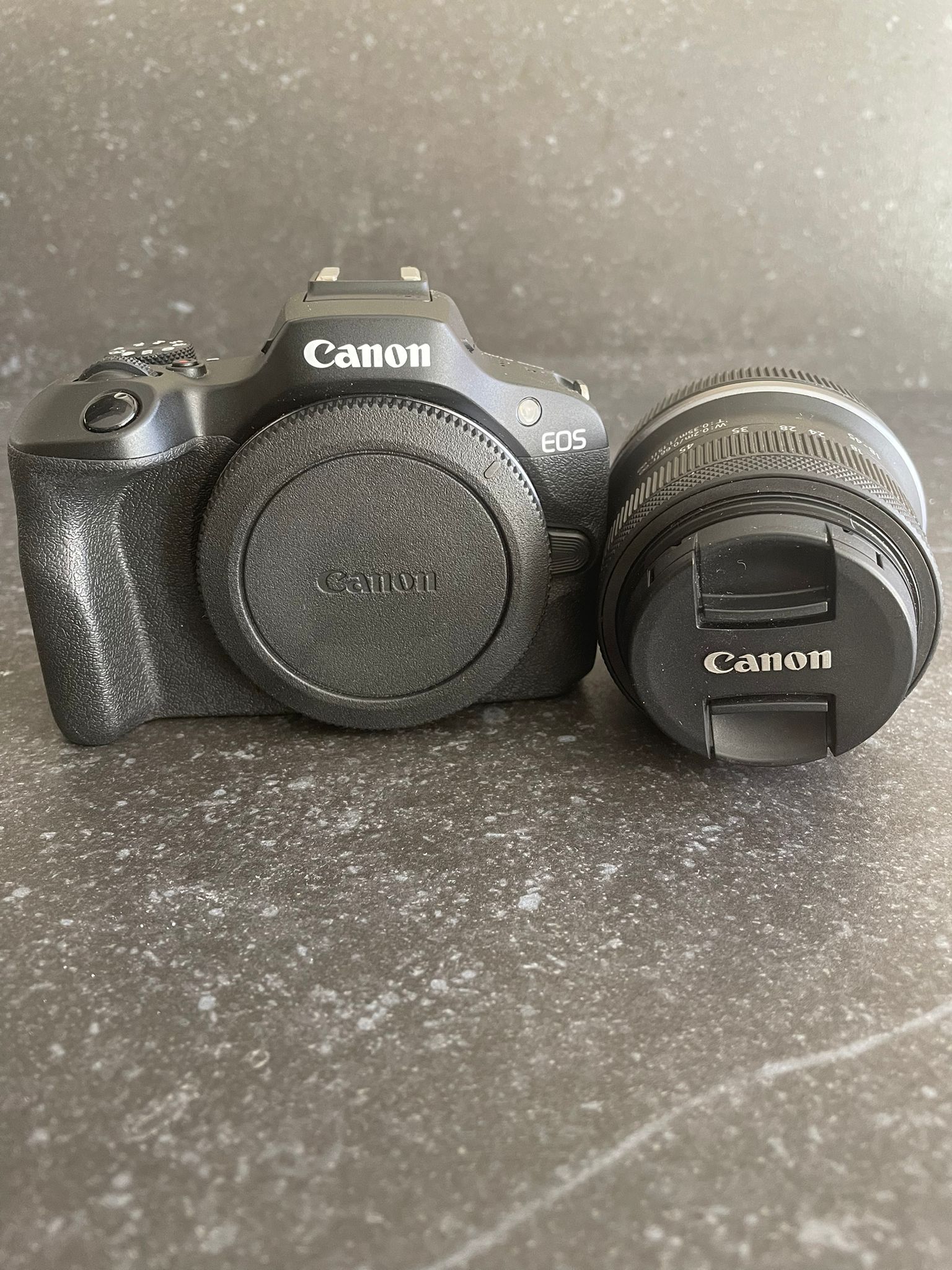 Canon eos r100 camera