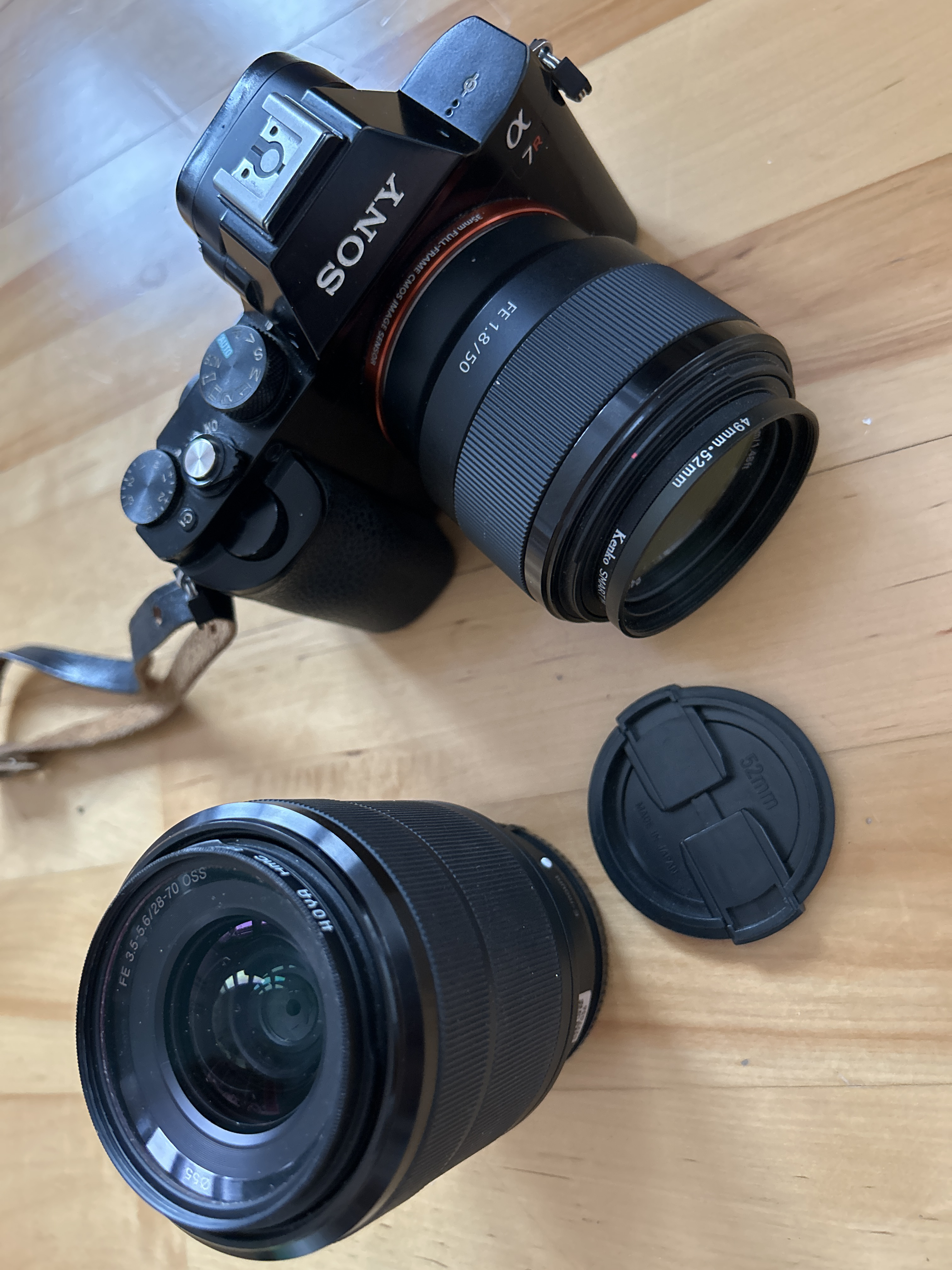 Sony a7r + 50mm 1.8 +28-70mm