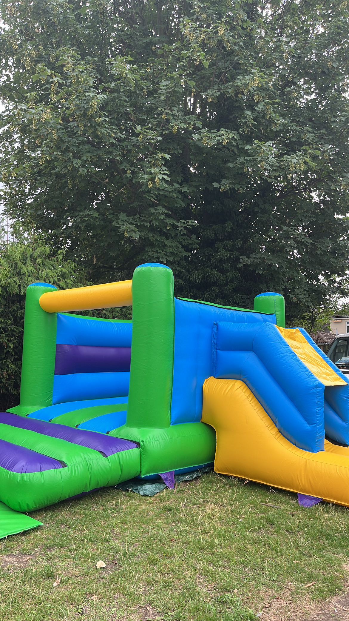 Combi bouncer + slide 