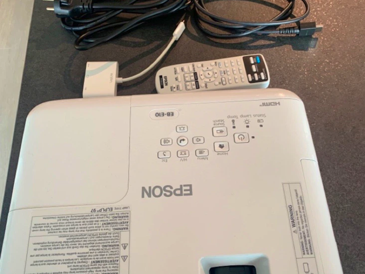 Projektor for presentasjoner, bilder,filmer