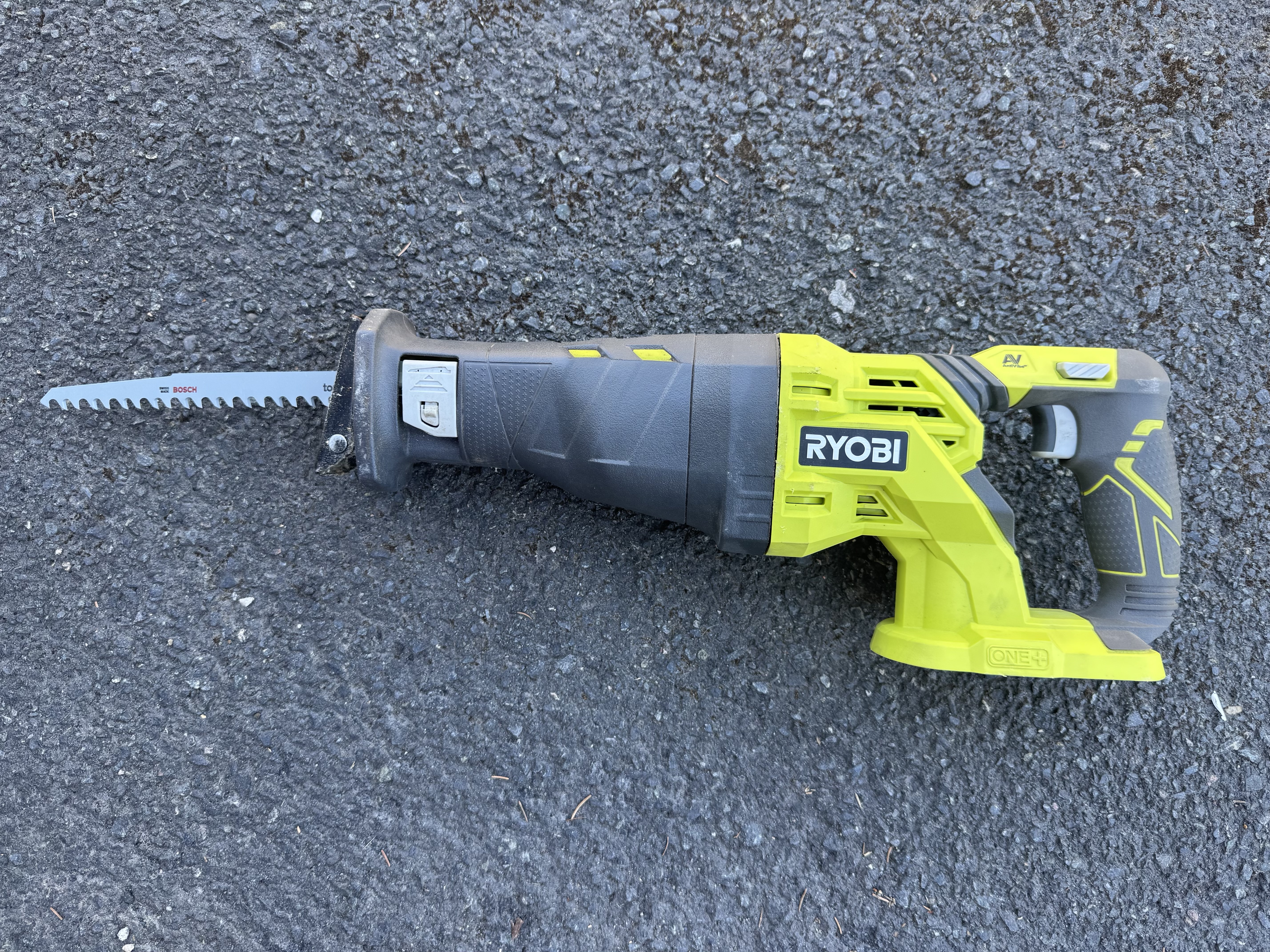 Ryobi sag