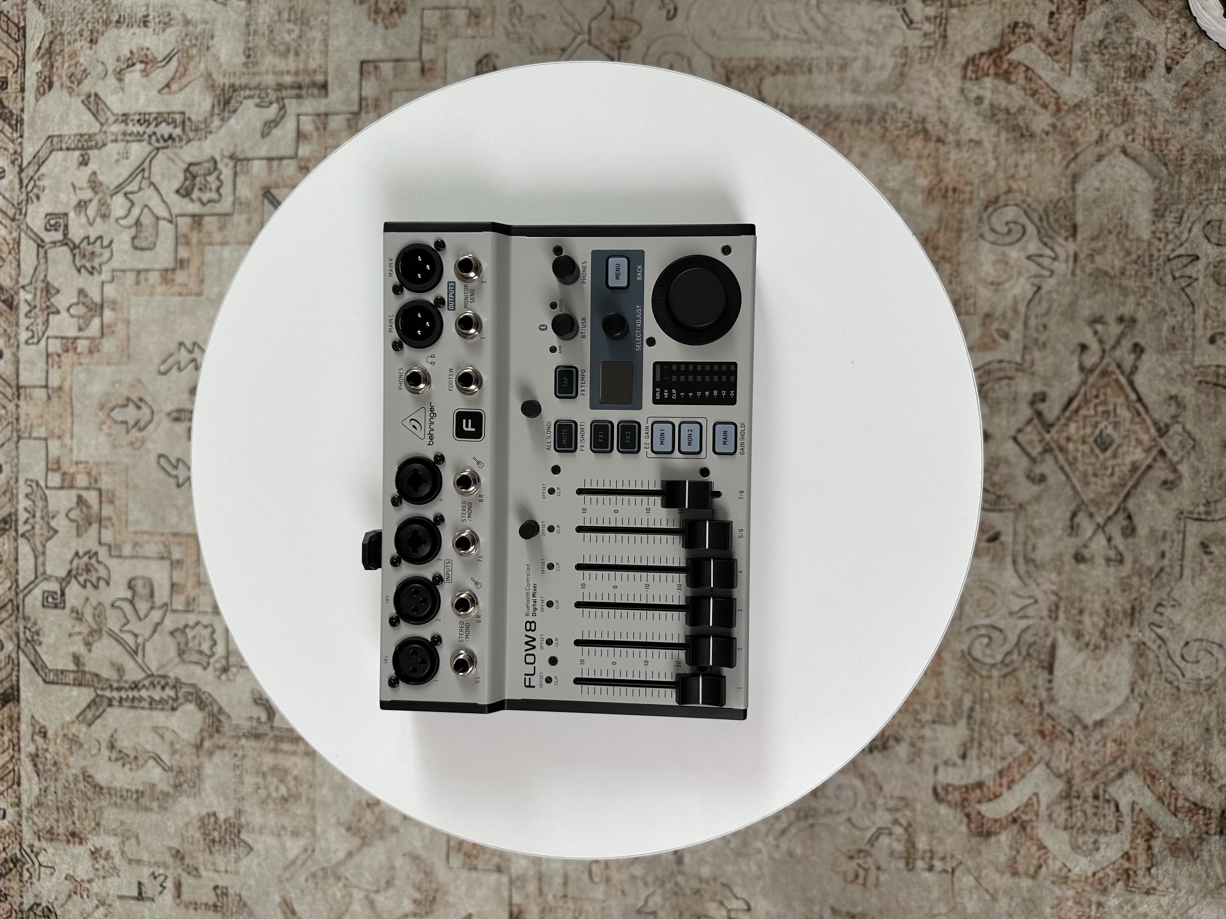 Behringer flow 8 digital mixer with bluetooth