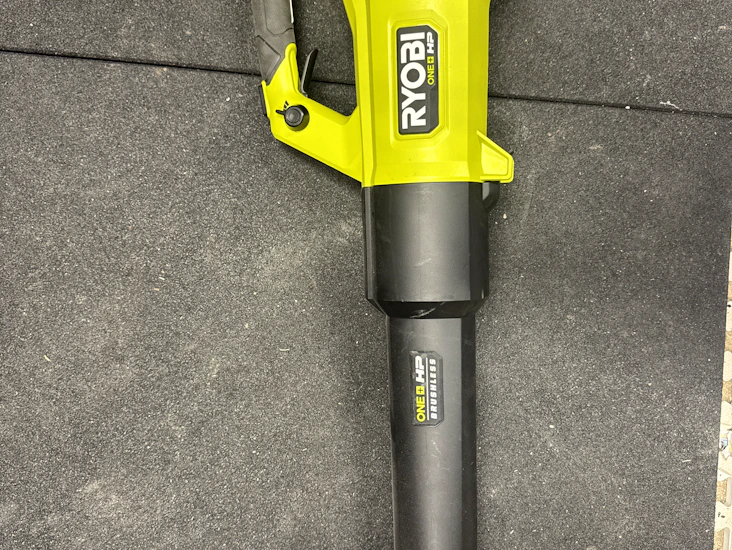 Ryobi 18blxd batteridriven lövblås