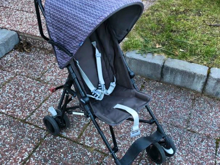 Resebarnvagn paraplyvagn chicco