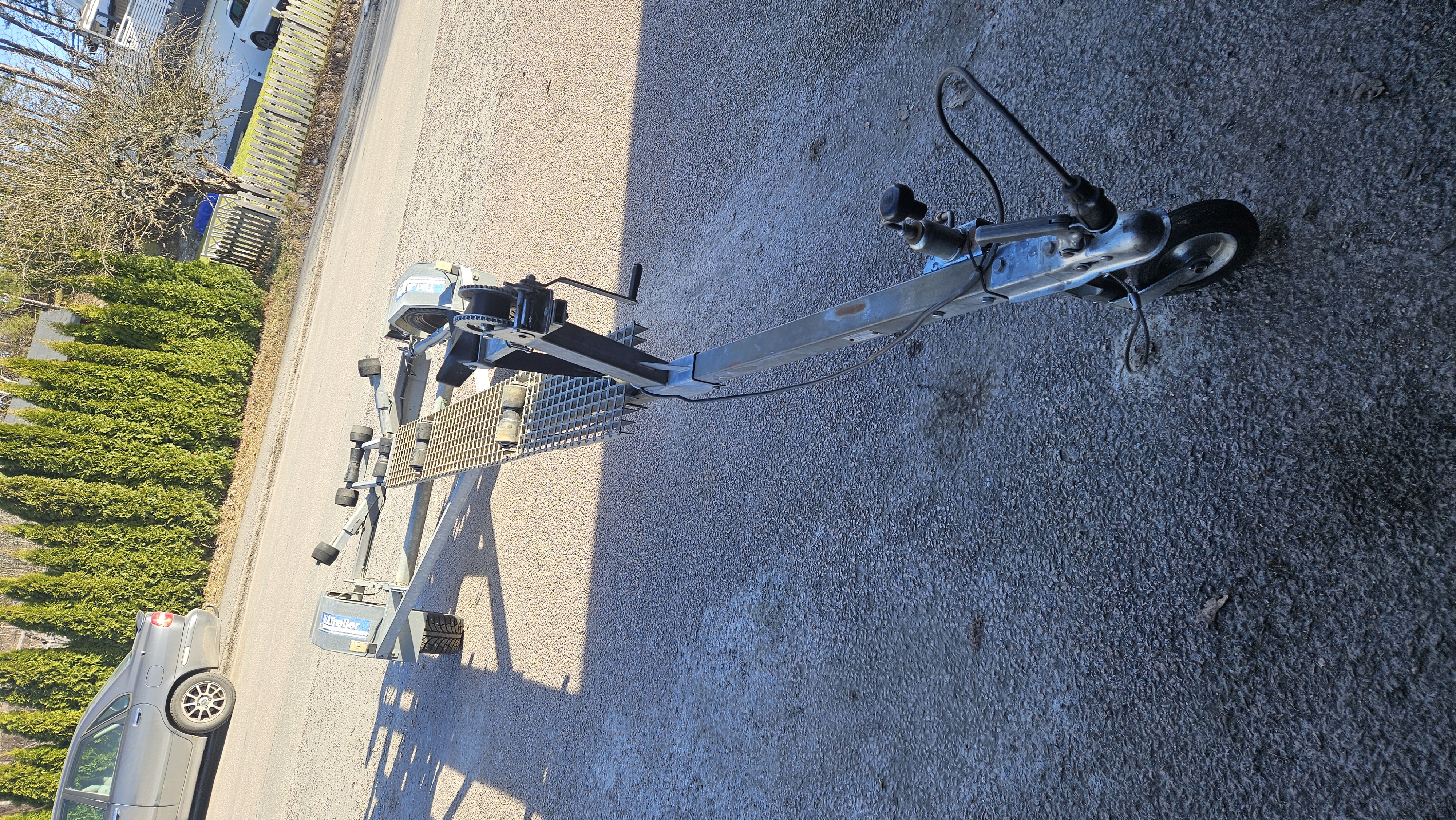 Tiki 600 obromsad 80km/h