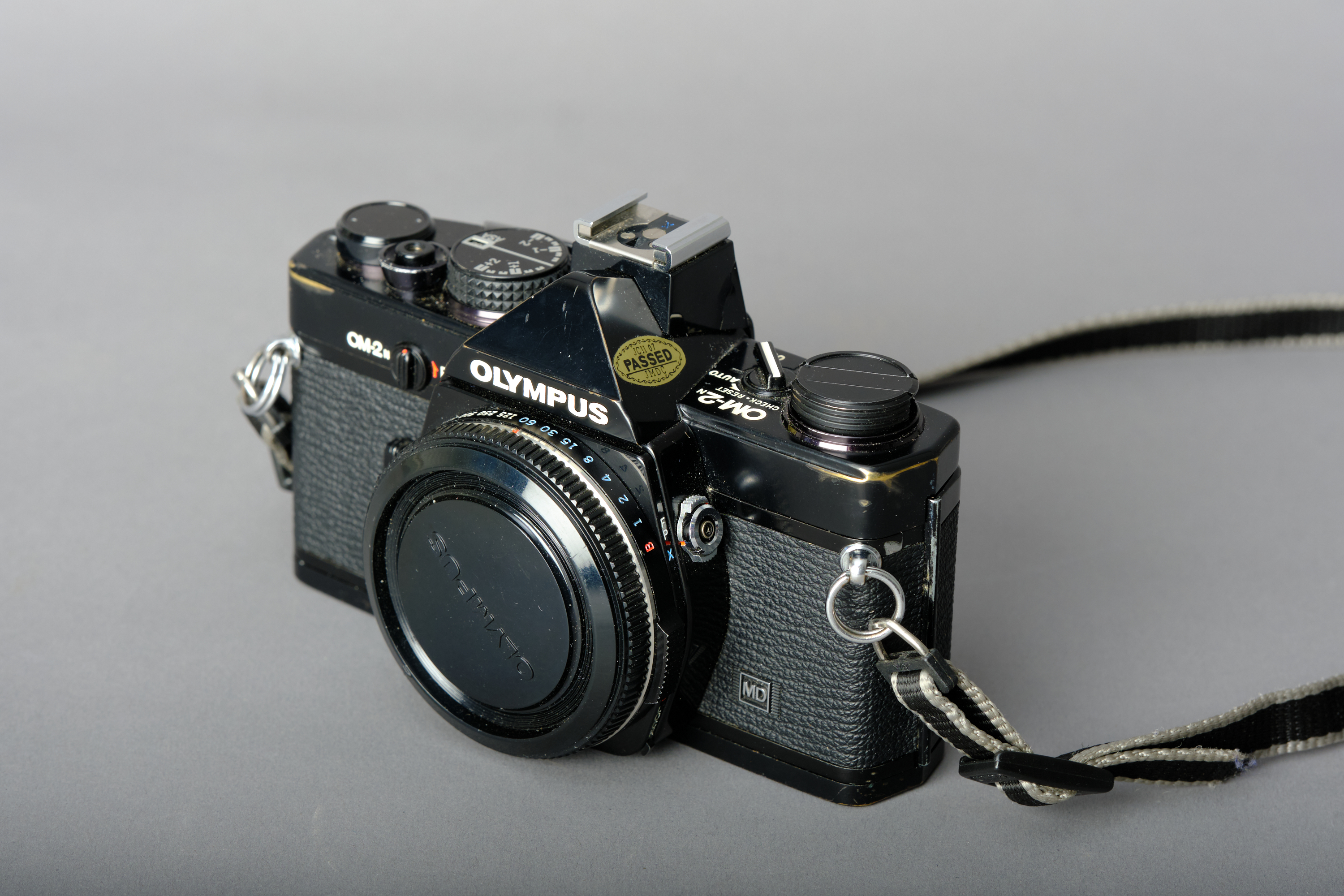 Olympus om2n dslr film camera body