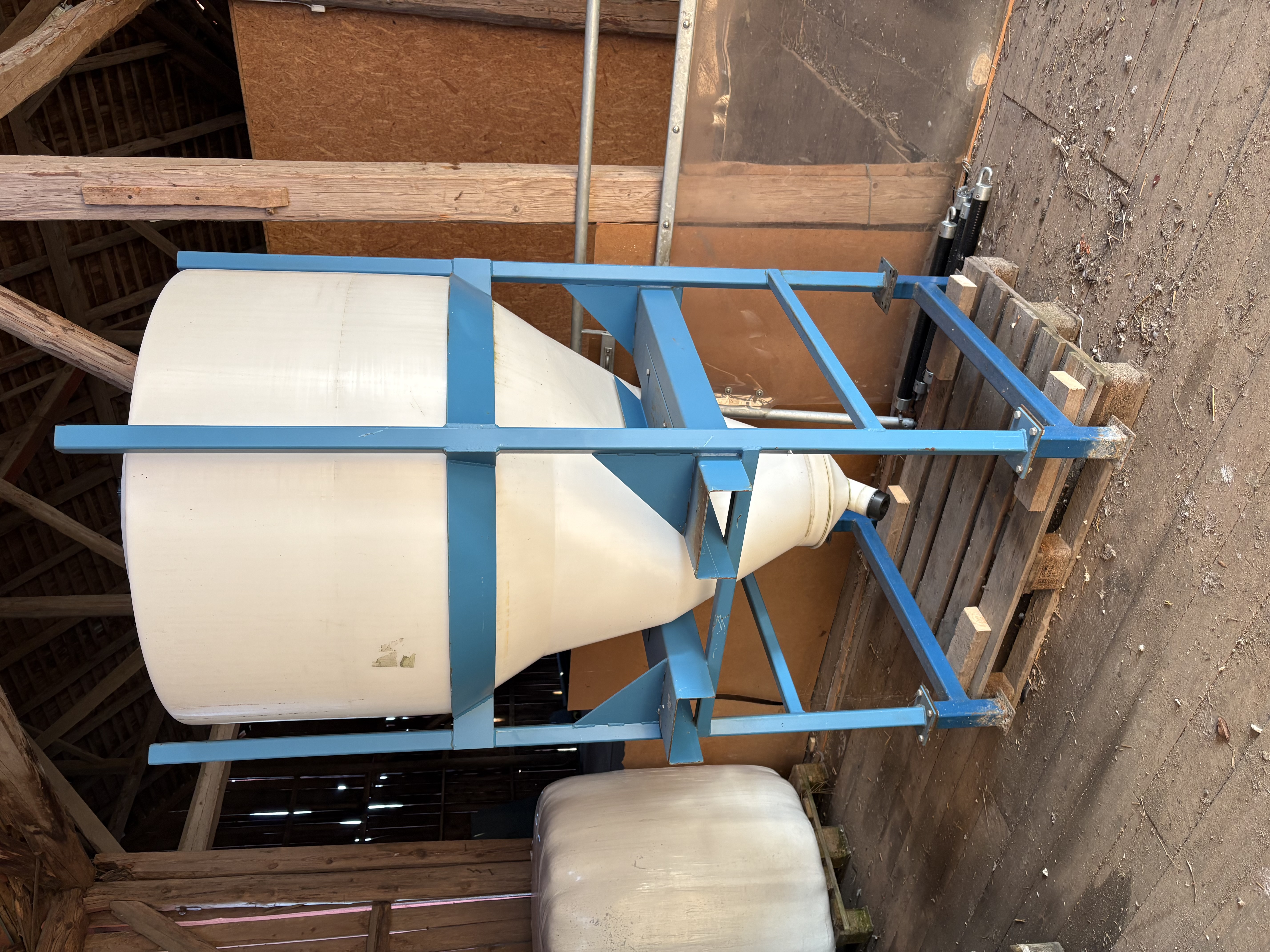 Vattentank 1000 liter