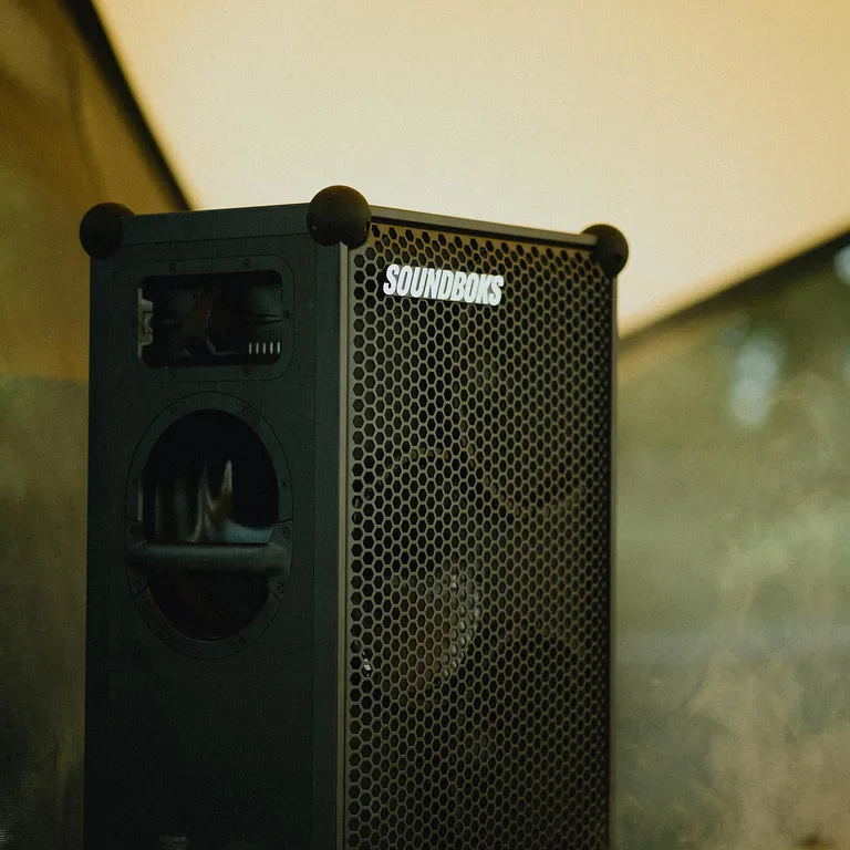 2x soundboks 4