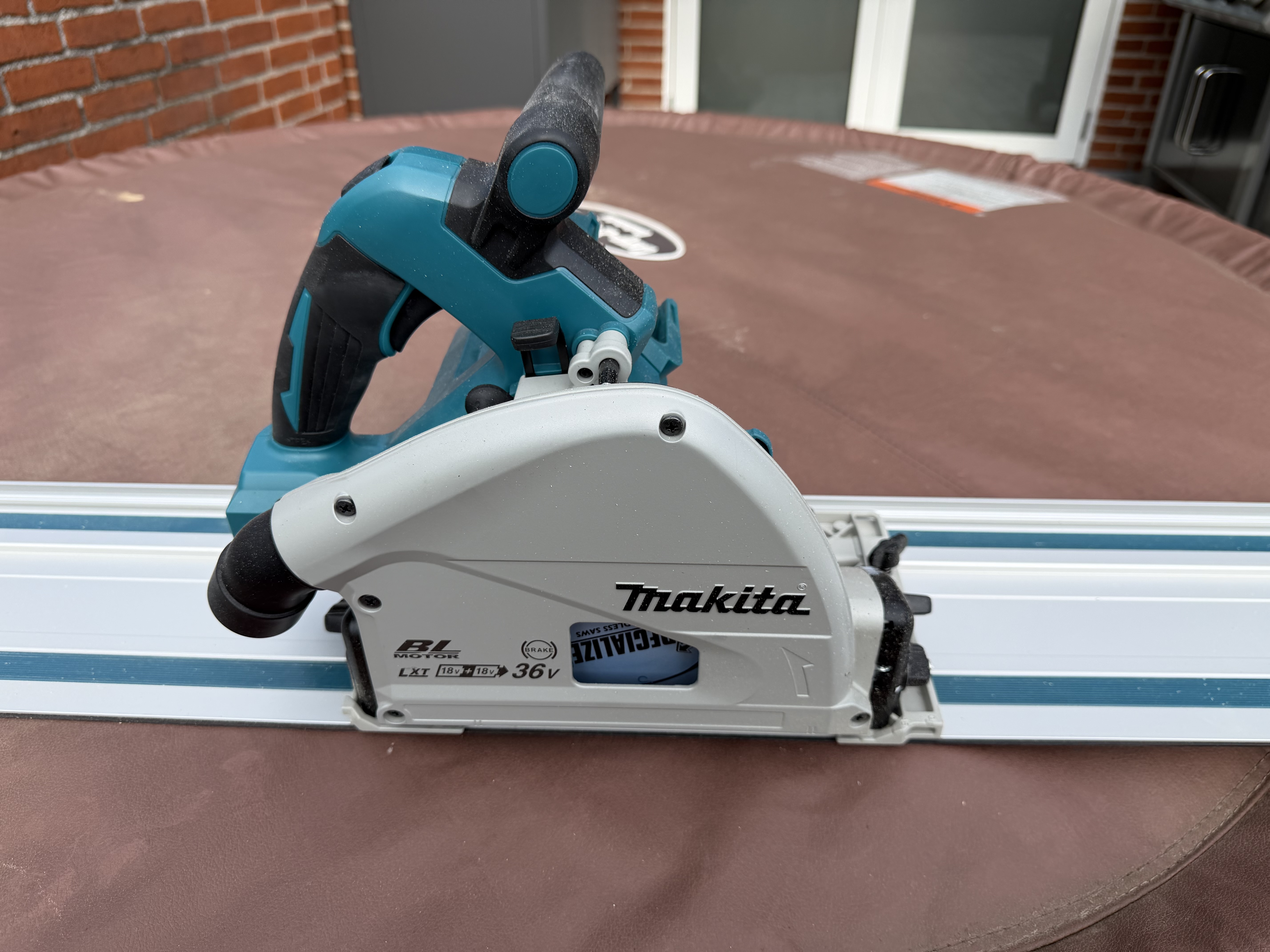 Dyksav + skinne, makita på batteri