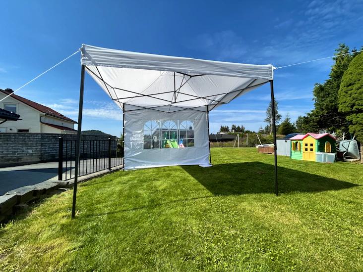 Pop up partytelt 3x3m med sidevegger