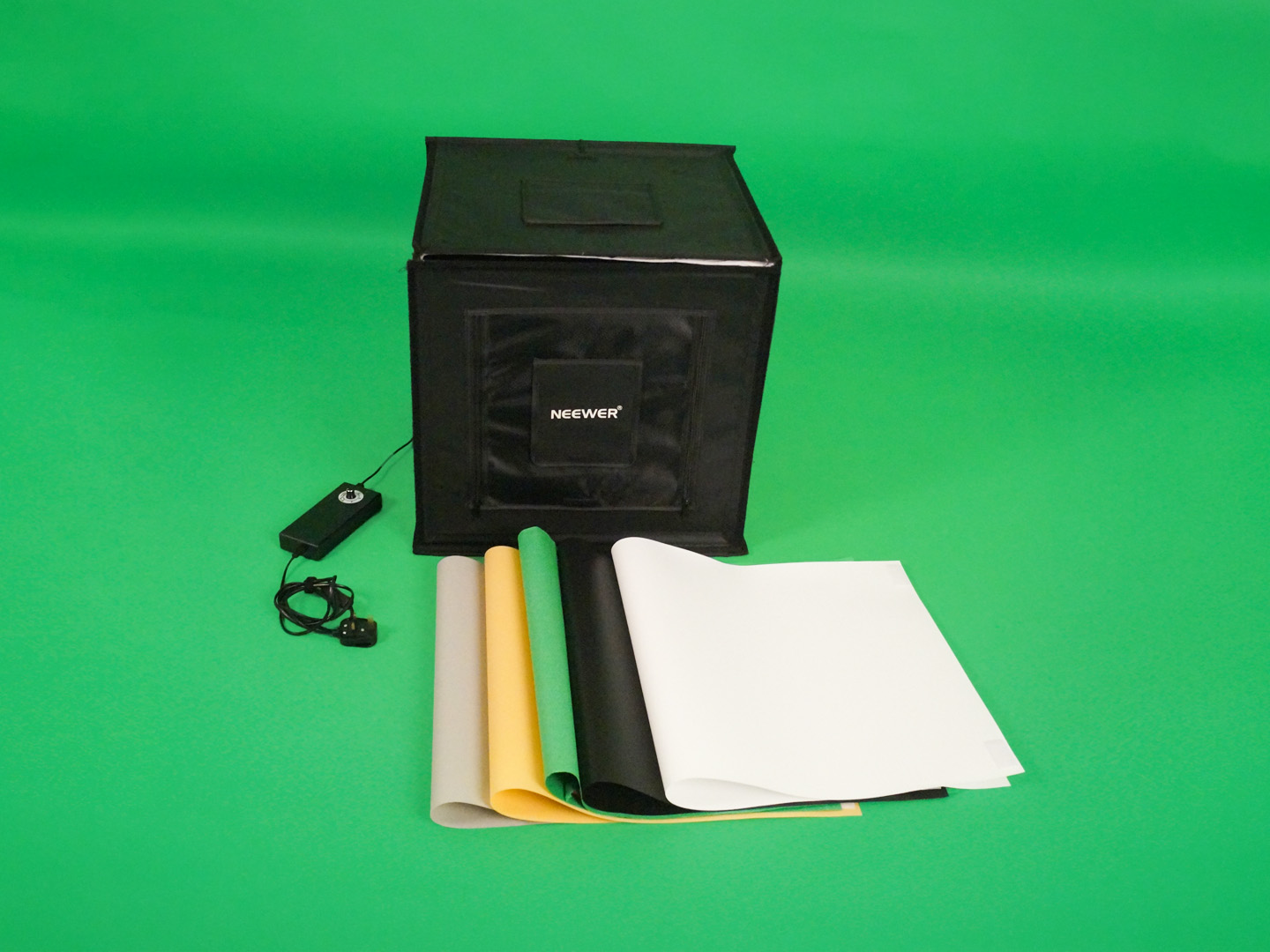 Portable photo studio light box 