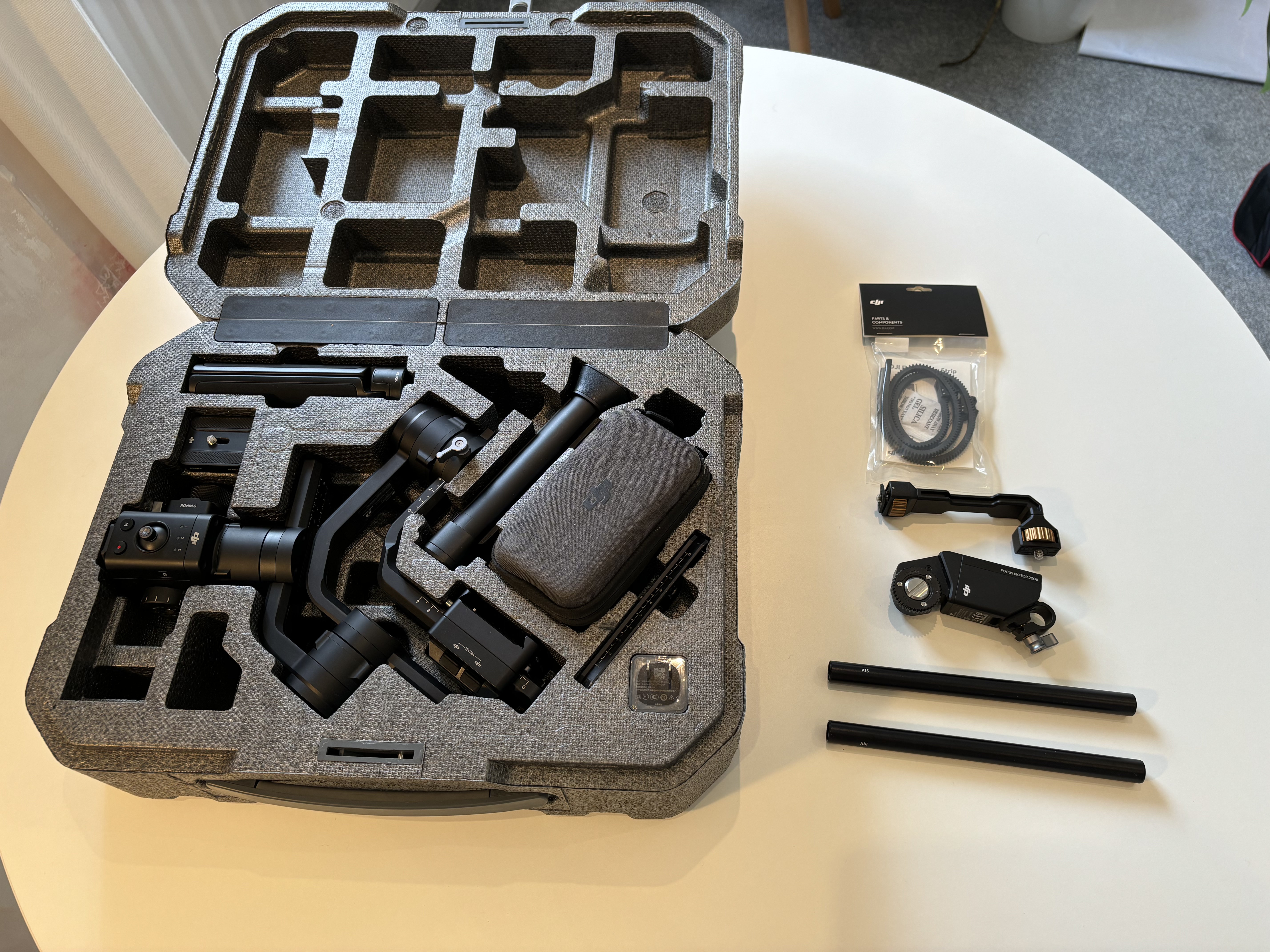 Dji ronin-s gimbal stabilizer with follow focus motor and accessories