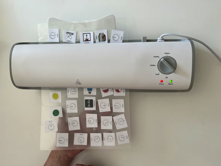 Lamineringsmaskin a4 för varm laminering