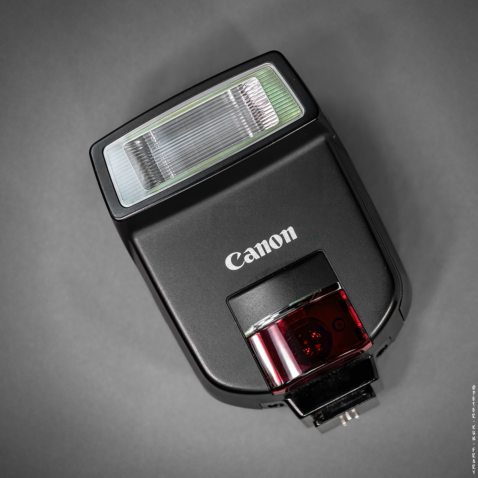 Canon speedlite 220ex