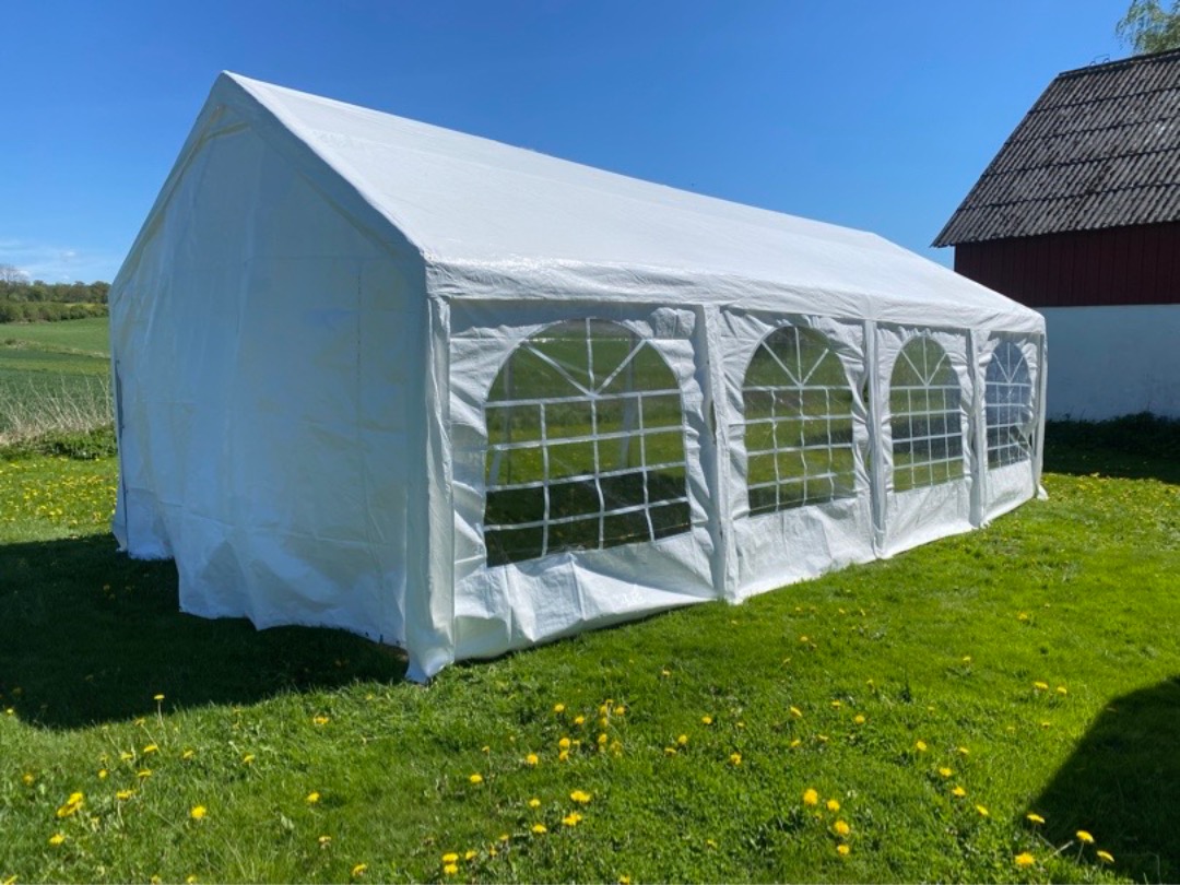 Vitt partytält 4x8m