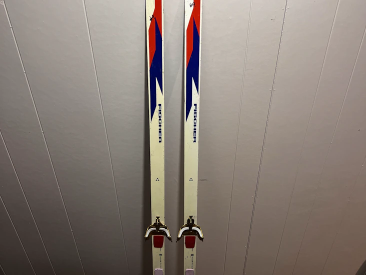 For heights 5’7”-5’8”cross country skis and boots size 48(15)