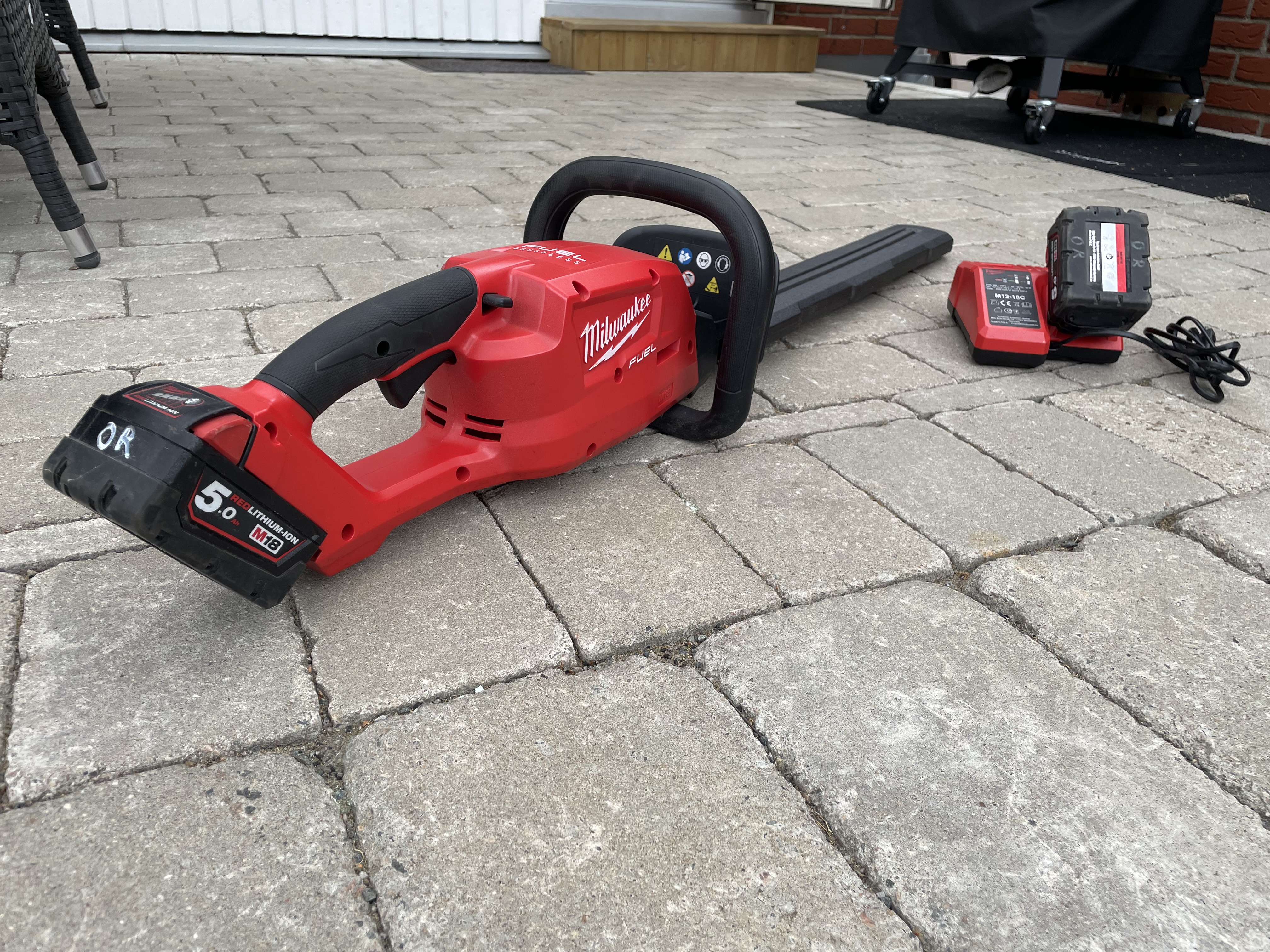 Häcksax milwaukee m18 cht-0