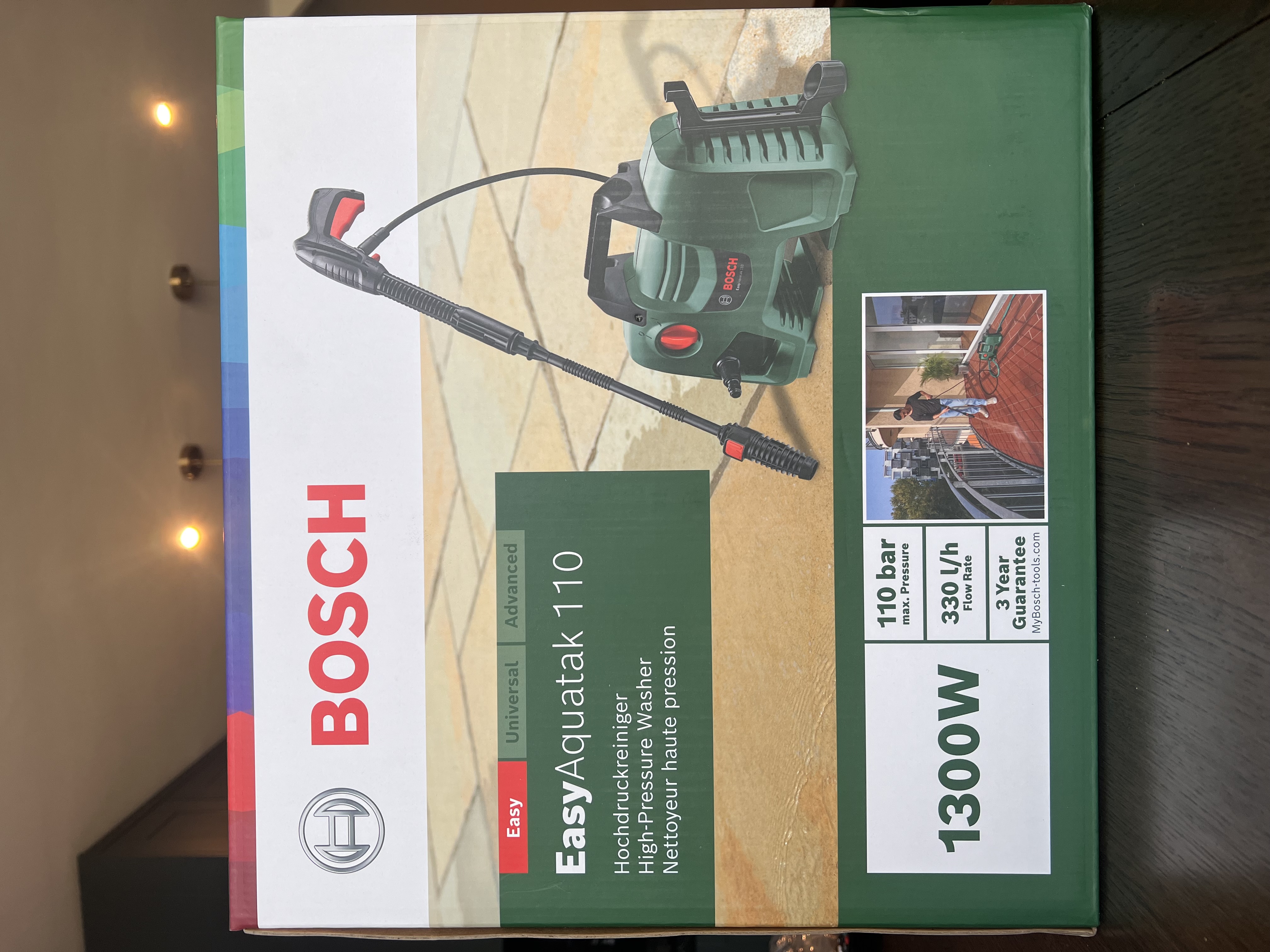 Compact & powerful pressure washer