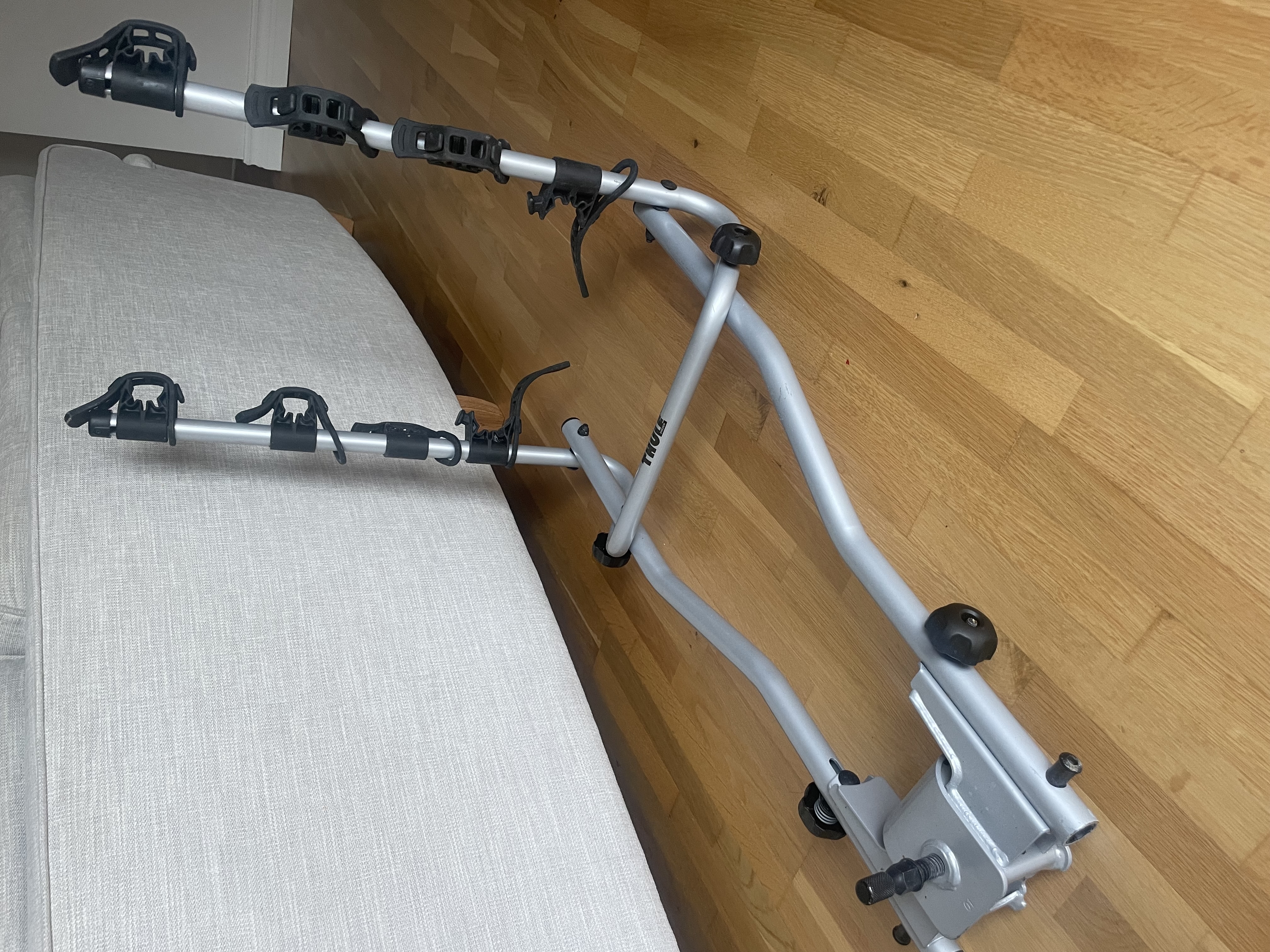 Thule cykelhållare hangon 4 cyklar tilt