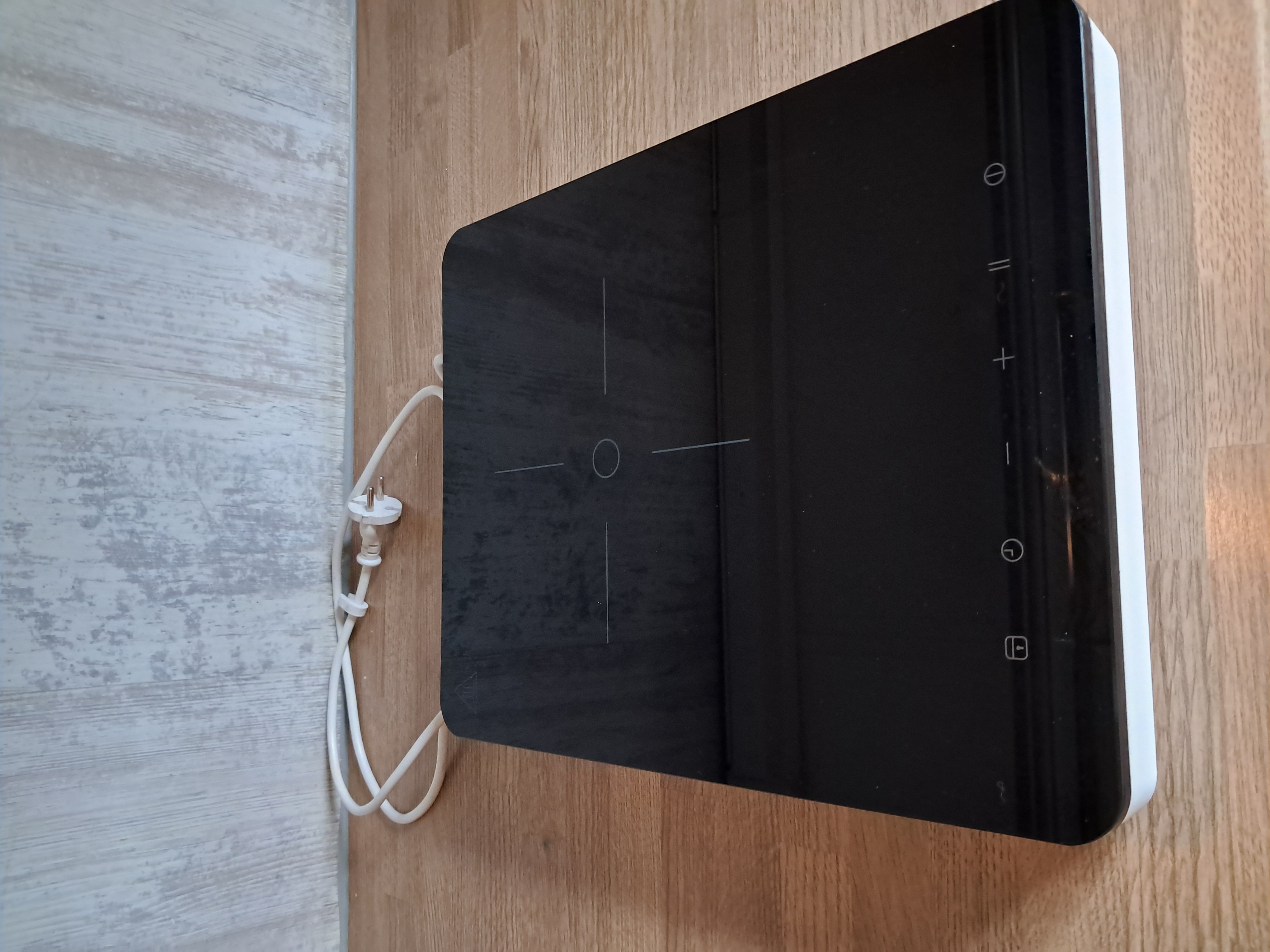 Portabel induktionshäll