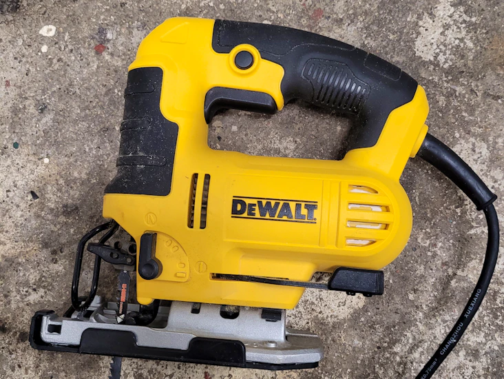 Dewalt