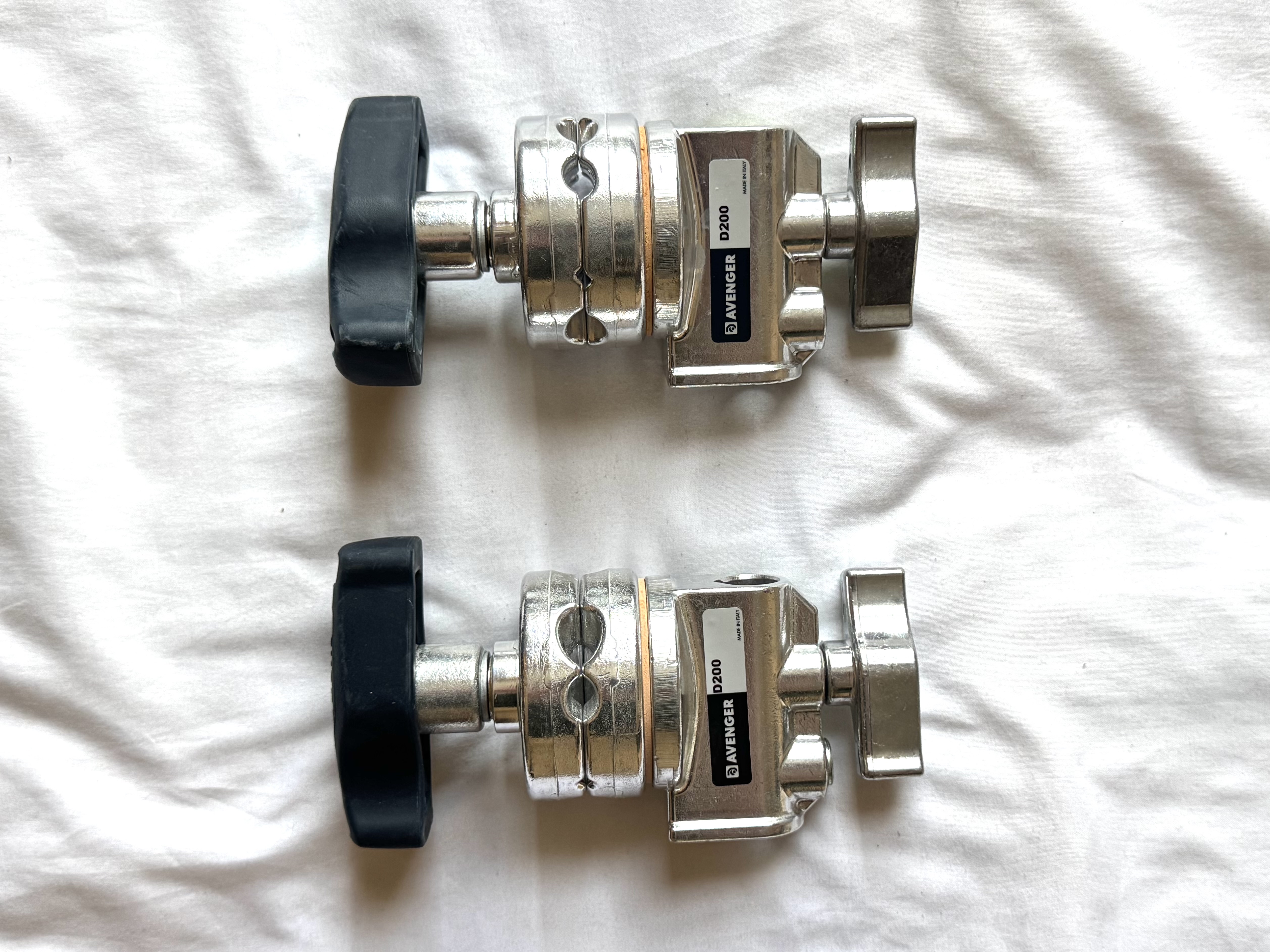 2x manfrotto grip head