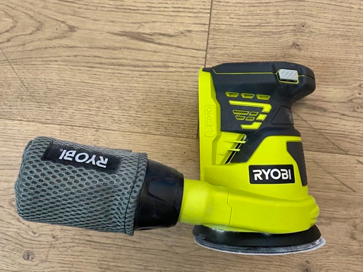 Ryobi eksentersliper